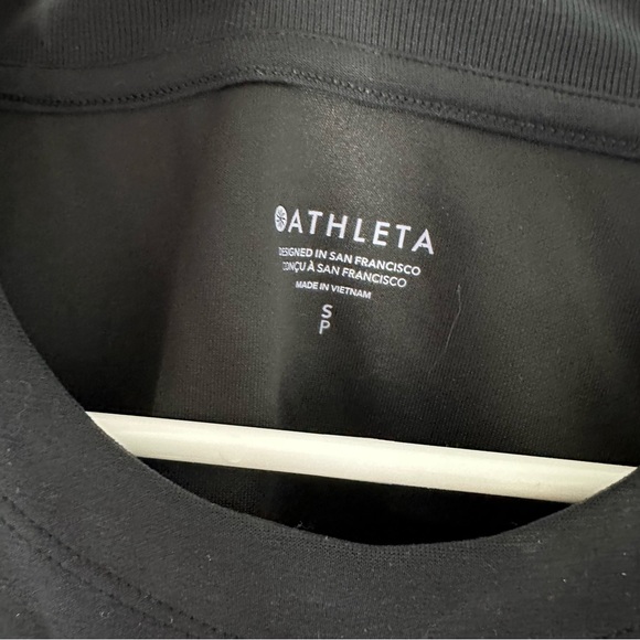 Athleta Crop Top - Picture 3 of 5